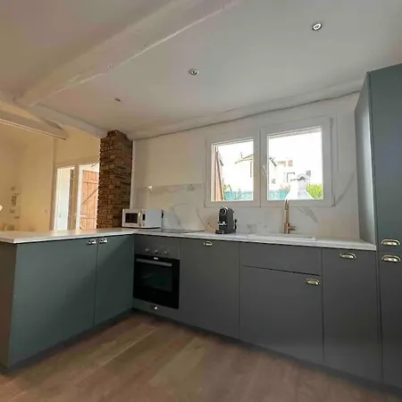 Maison Jardin Proche Paris Holiday home *